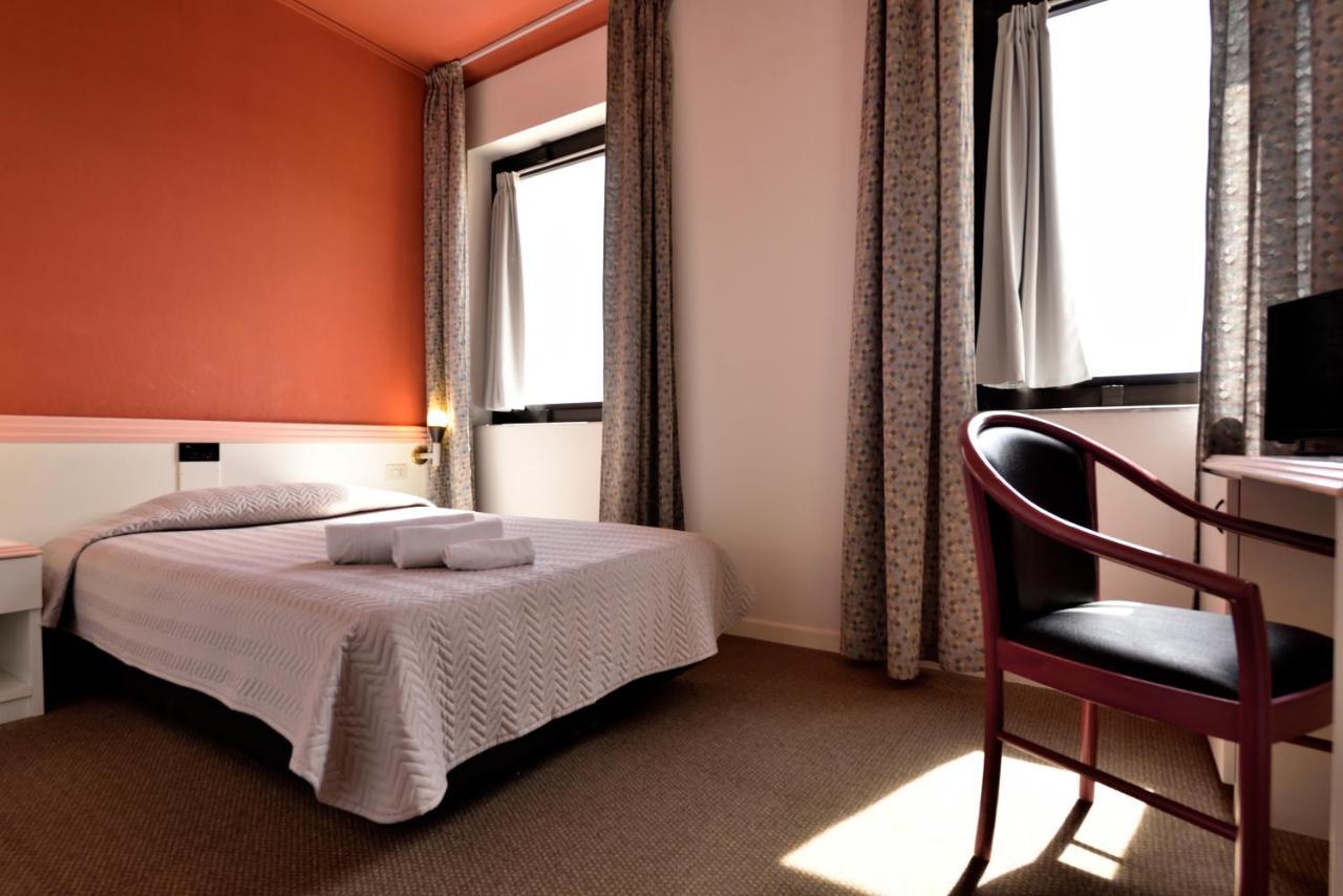 Hotel Orri Tortolì Eksteriør bilde